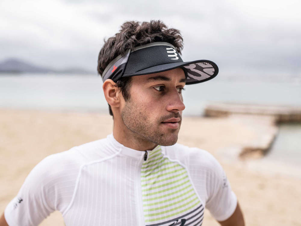 Daszek Compressport Ultralight